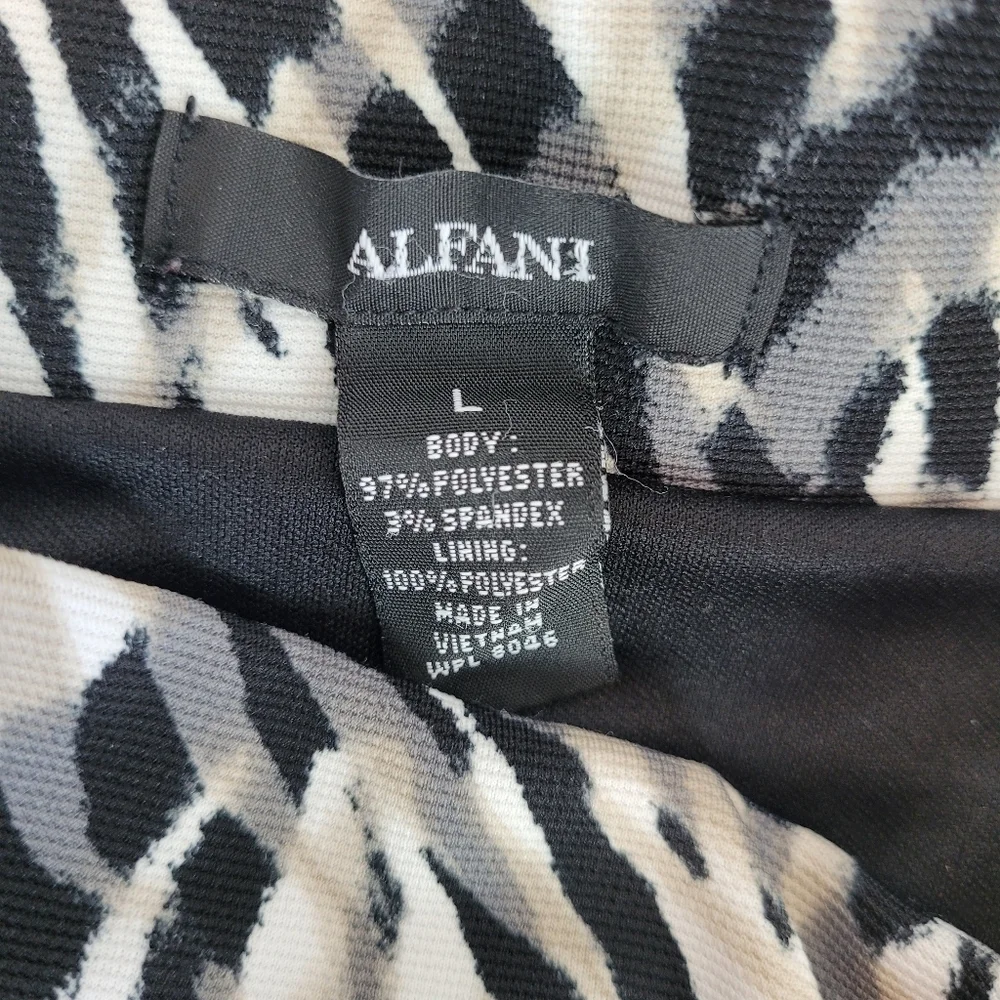 Alfani pull on tan gray ivory black zebra print lined pencil skirt casual work L
